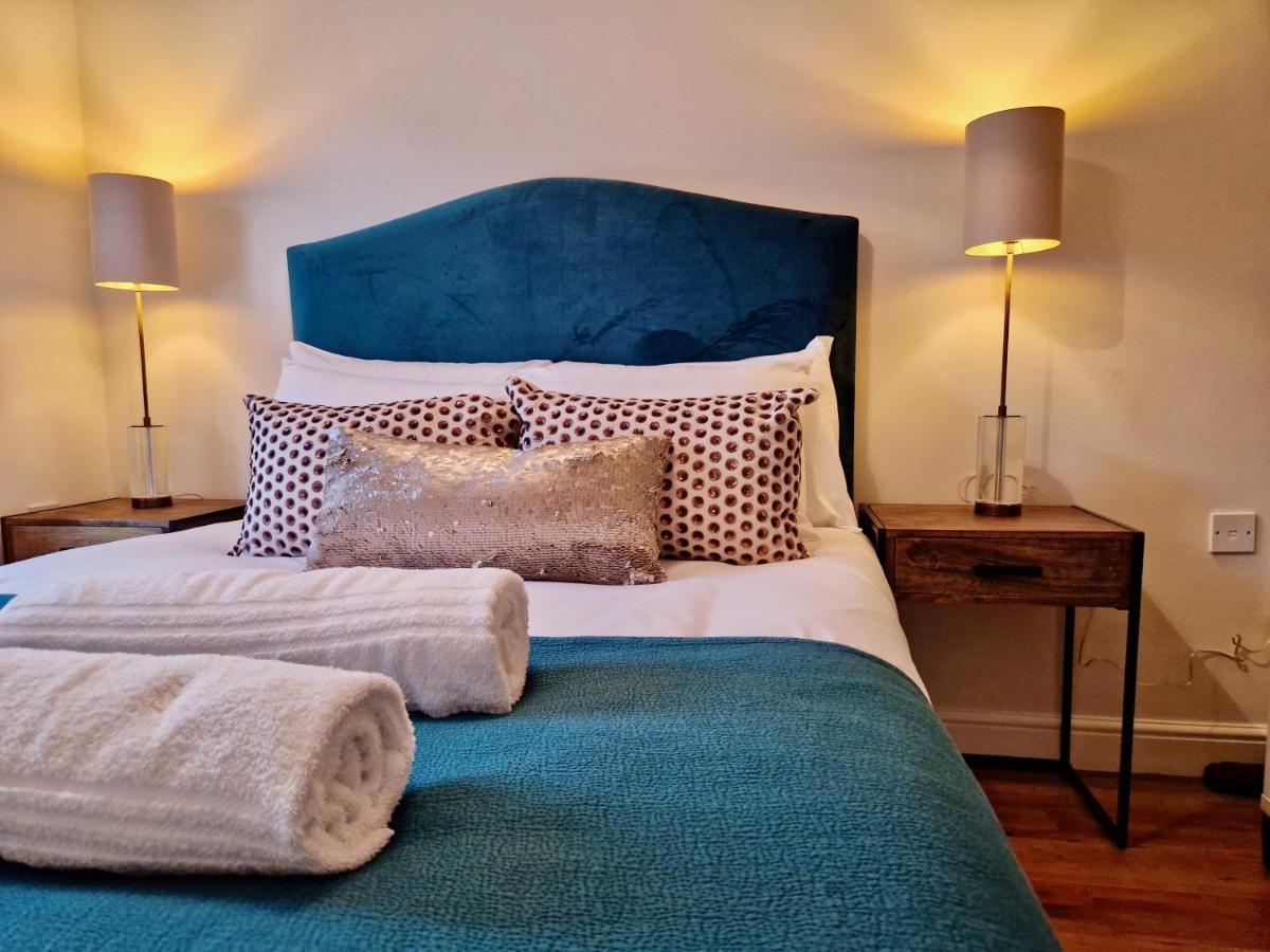 Stylish Luxury Serviced Apartment Next To City Centre With Free Parking - Contractors & Relocators 考文垂 外观 照片